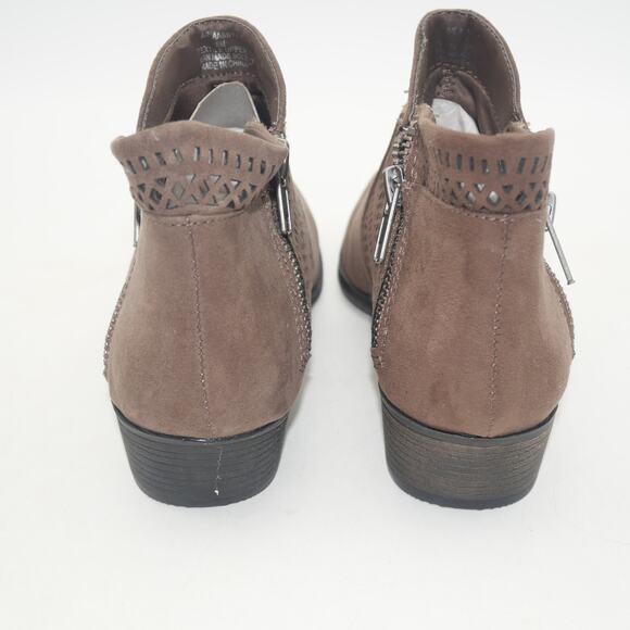 NEW American Rag Women's 5 Abby Ankle Booties Boots Brown Black - Picture 3 of 7